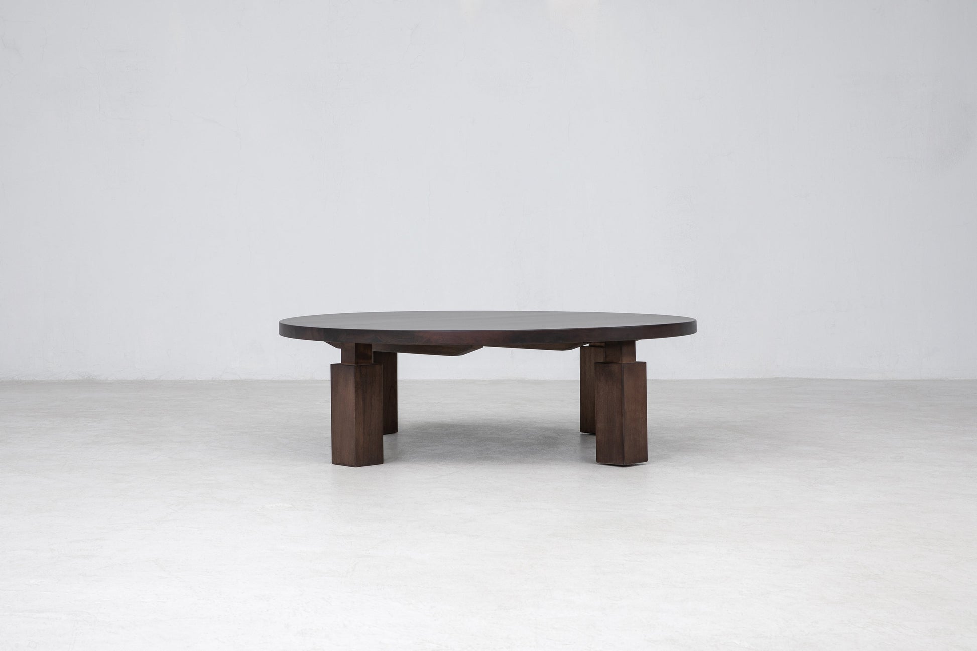 Wolo 48 Round Cocoa Coffee Table Coffee Tables