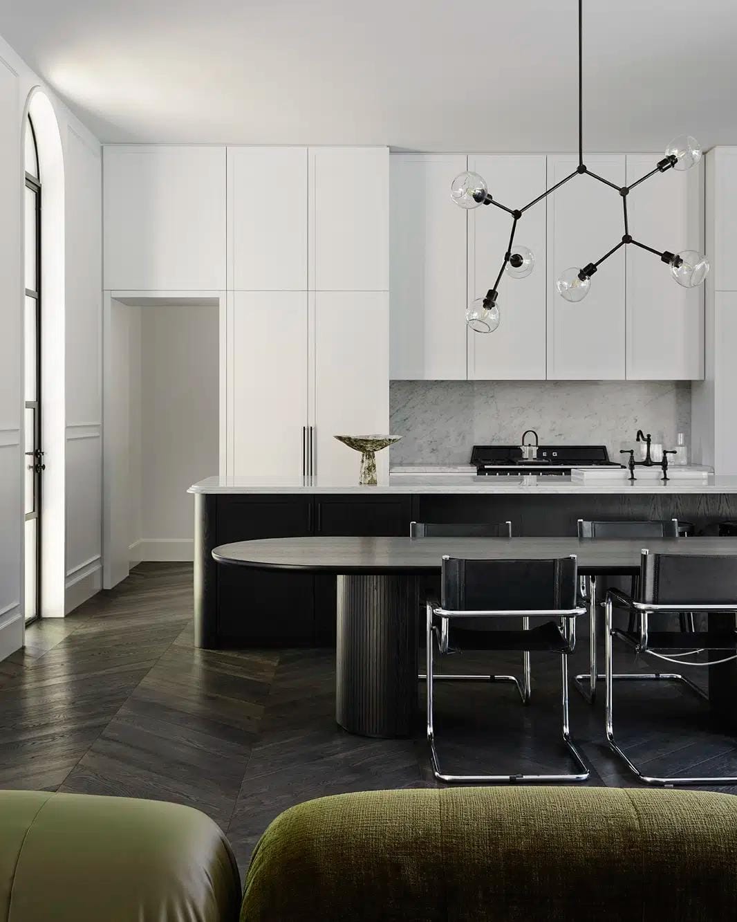 Y06 Chandelier Chandeliers