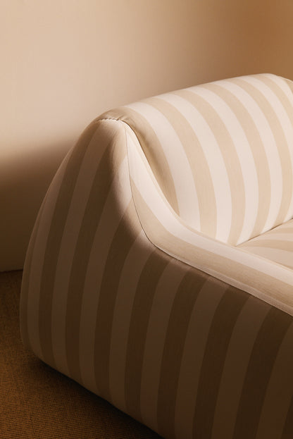 AS02 armchair in Jim Thomson Matelot Sea Shell fabric, close view of the back and arm