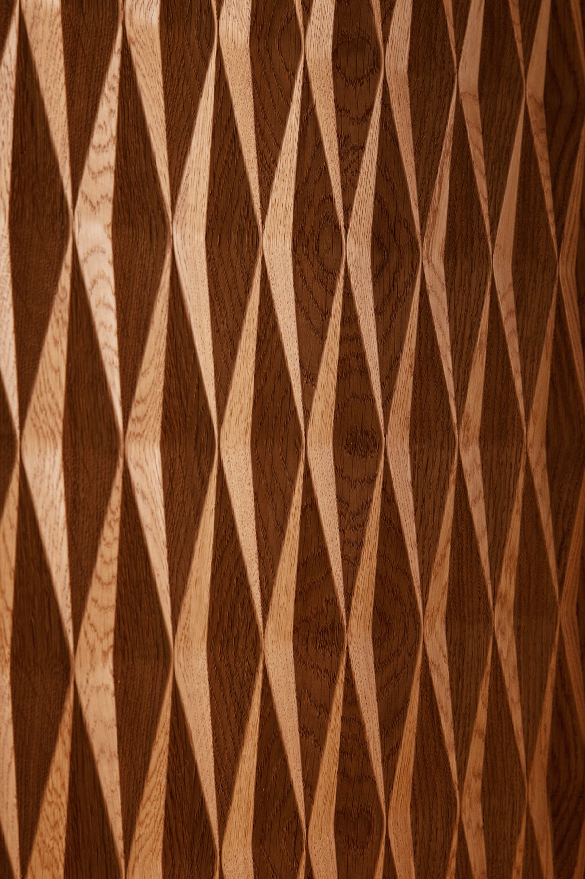 Cabinet 01 in solid oak, nearer view of the diamond relief