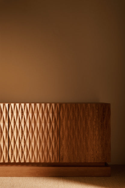 Sideboard 02 in solid oak, front view of the diamond patterned doors