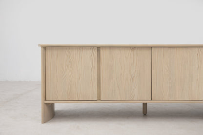 Crest Media Cabinet Cabinets