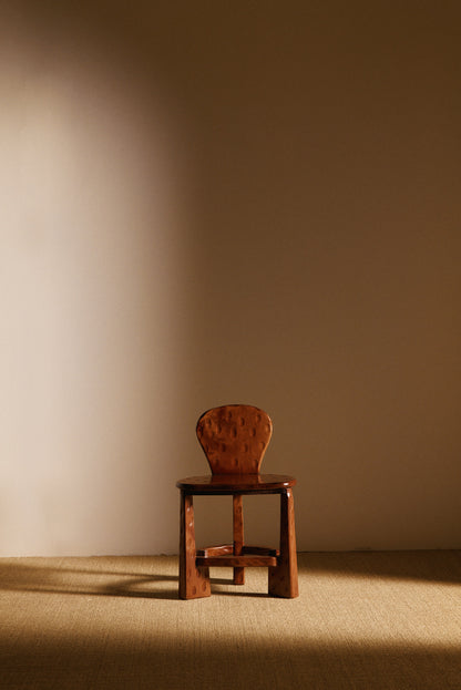 Pair of Dutch wood tripod chairs, single chair, straight-on front view