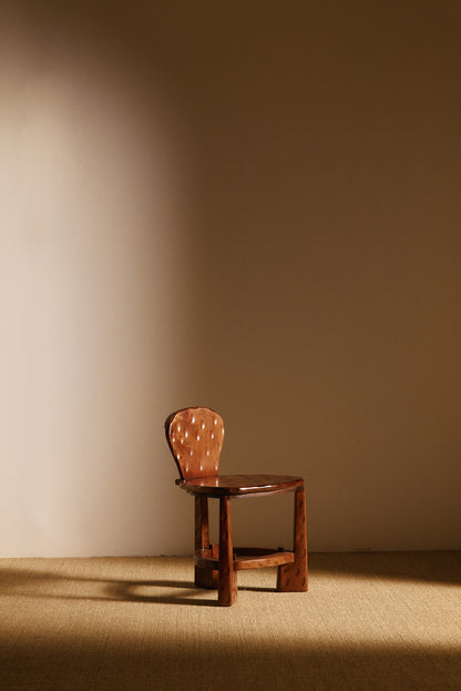 Pair of Dutch wood tripod chairs, single chair, wide front view
