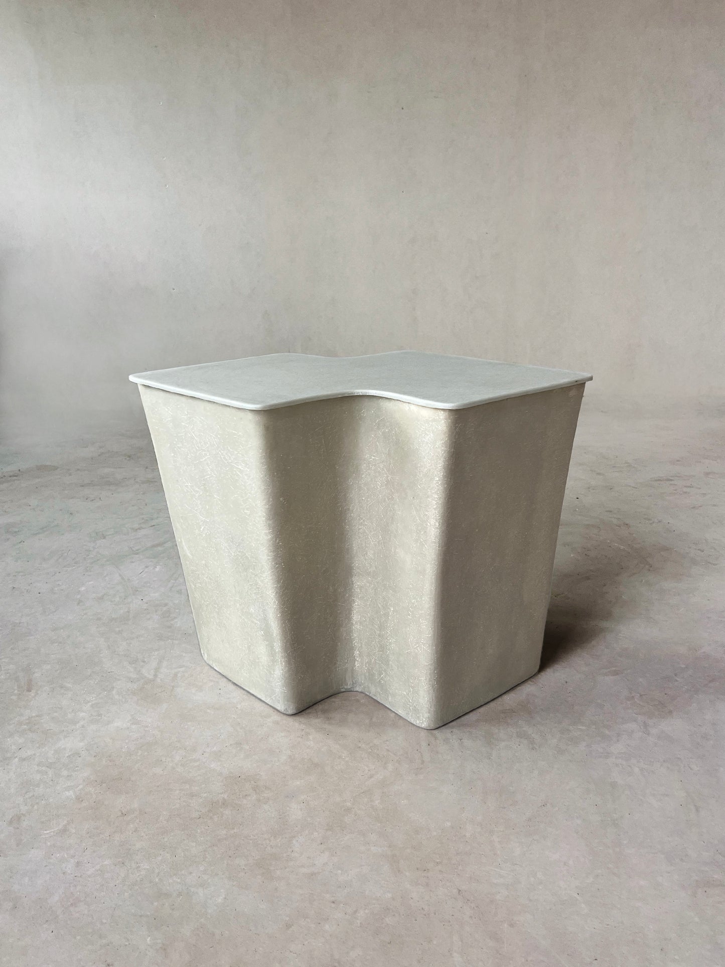 Clam Low Side Table by Vava Objects