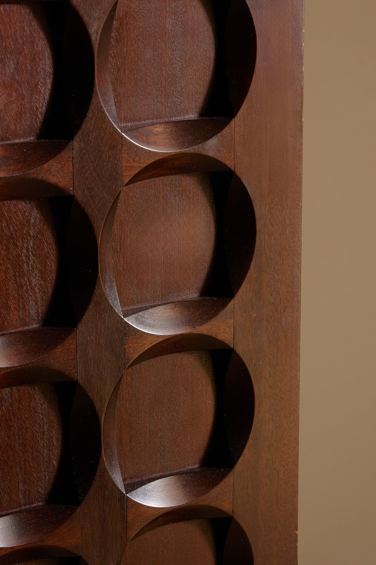 Frans Defour mahogany sculptural bar, close-up of the carved front