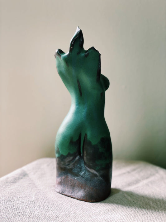 Gaia Sculpture (Set of 2) by Le Minou Studio Sculptures & Statues