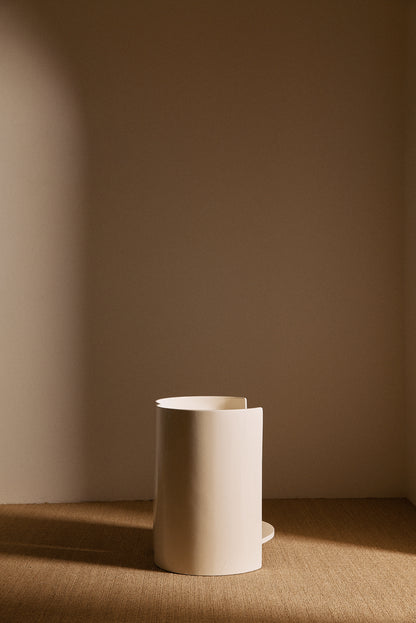 Kazuhide Takahama off white lacquered wood Gea side table, single table from the back