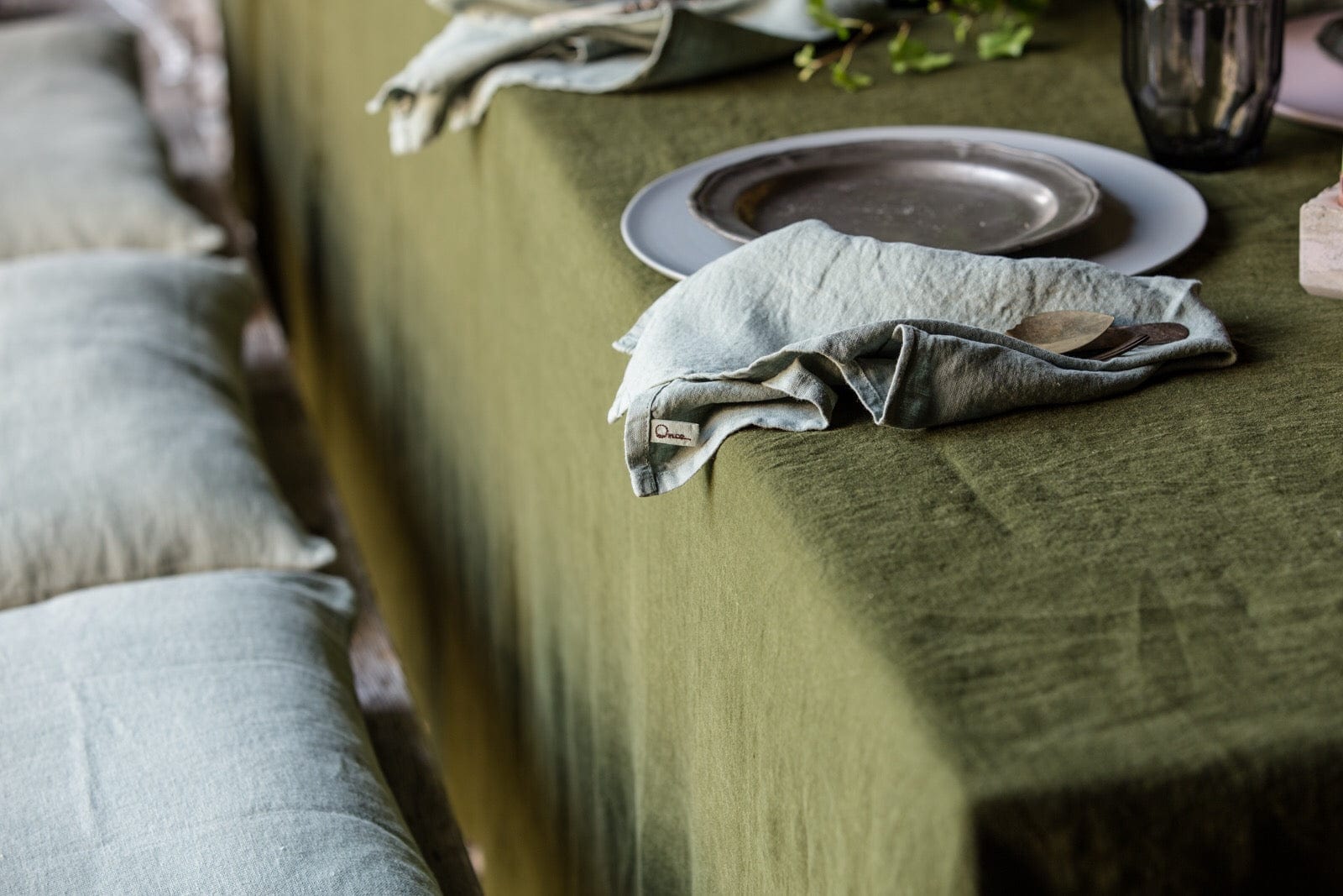 Linen Tablecloth w/ Large Border Decor Medium / Forest