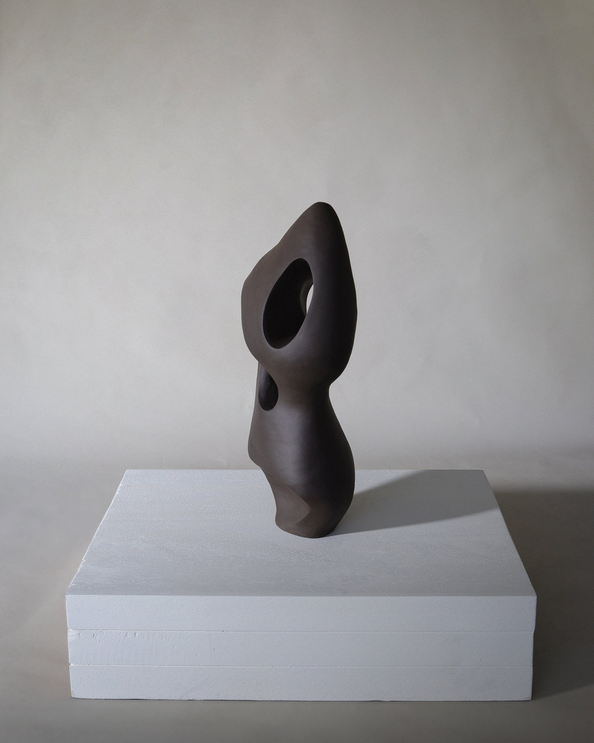 Luno Stoneware Sculpture by Ignem Terrae