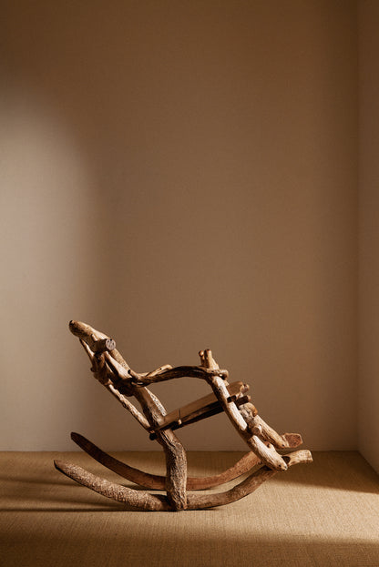 Matti Savijärvi tree root rocking chair, side view