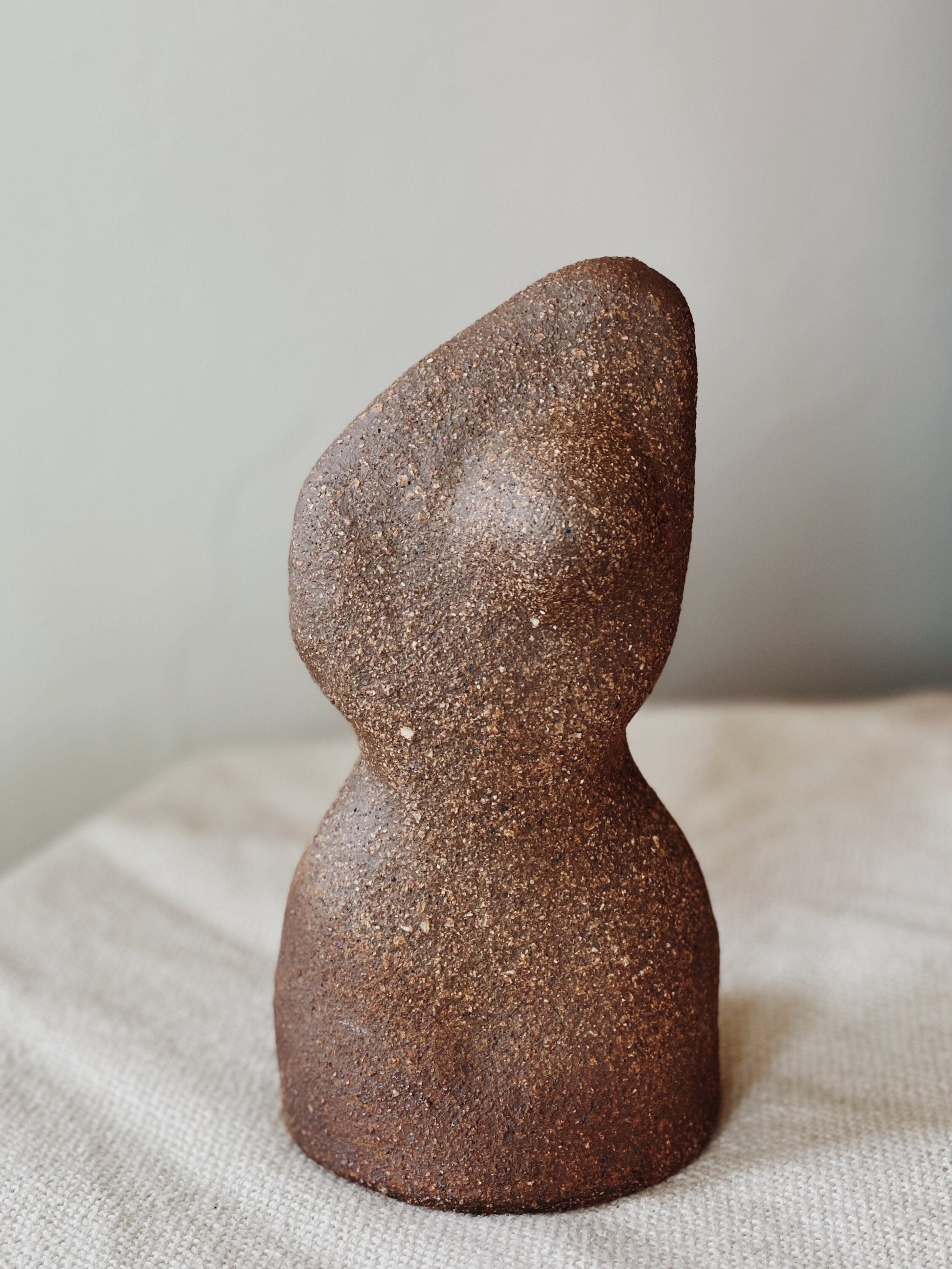 Minimal Standing Mixed Clay Sculpture by Le Minou Studio