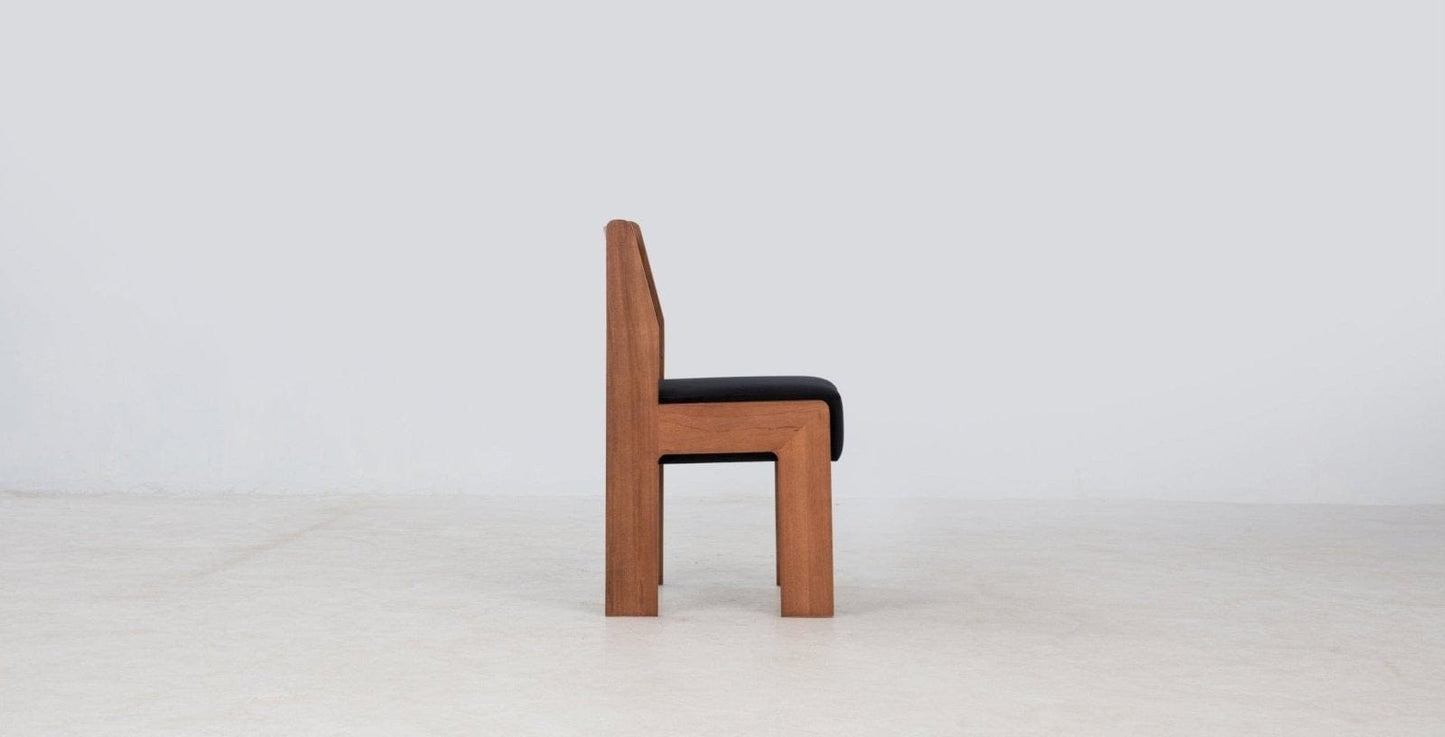 Reka Side Chair in Amber/Black Velvet Side Chairs