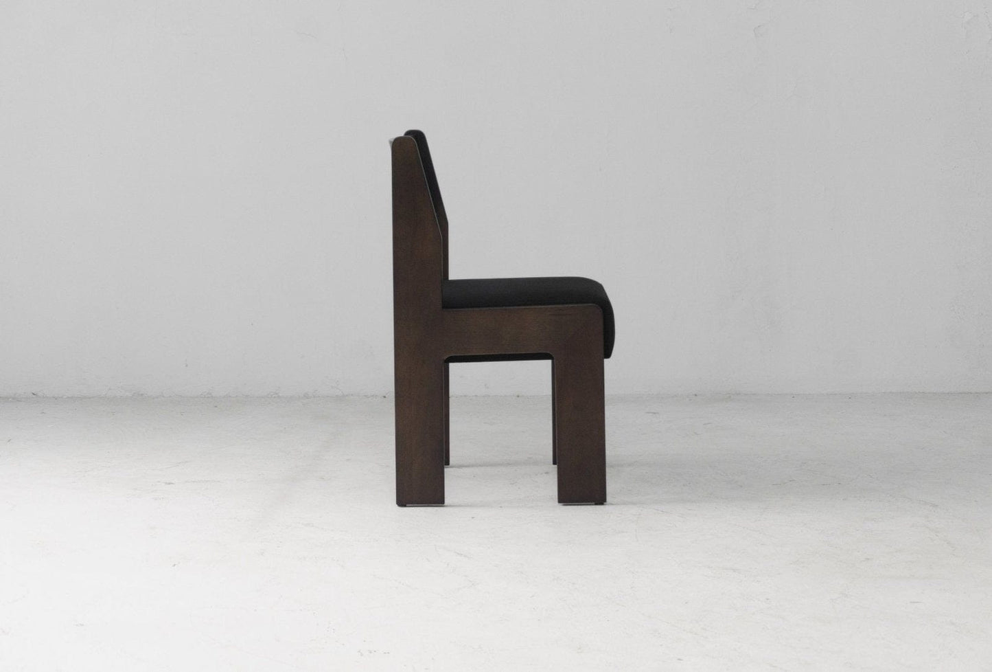 Reka Side Chair in Cocoa/Black Velvet Side Chairs