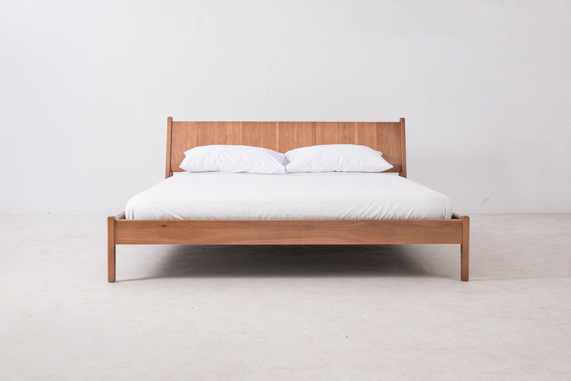 Plume King Bed in Sienna Beds