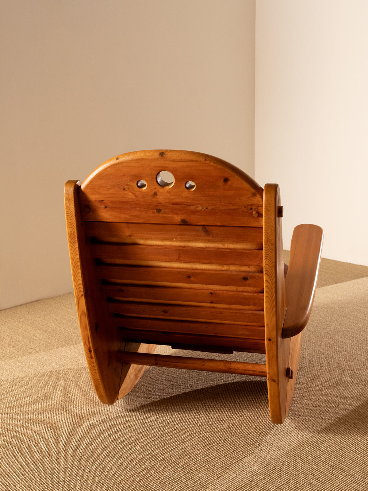 Wasa Furniture pine and patinated leather rocking chair, closer view from behind