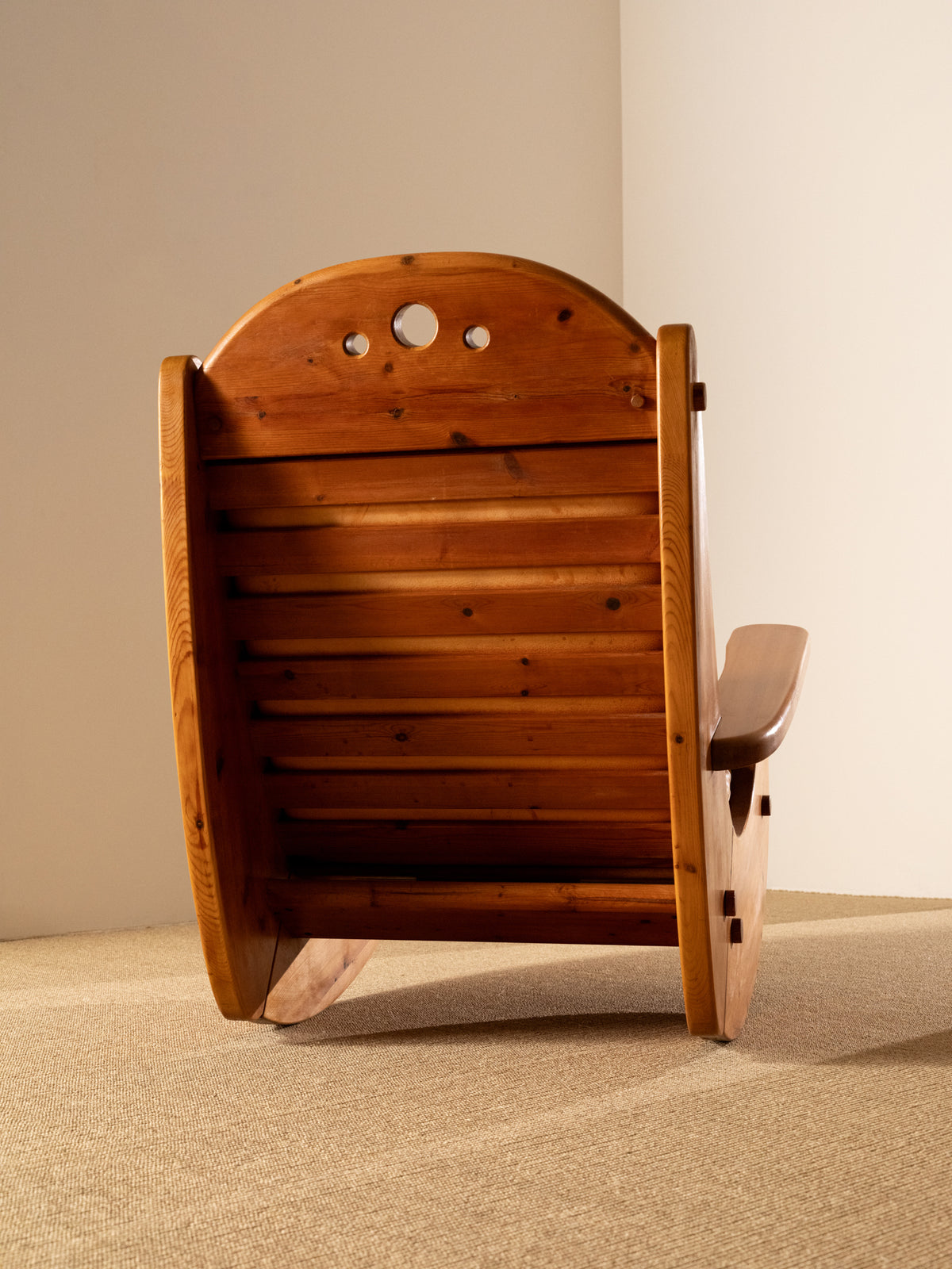Wasa Furniture pine and patinated leather rocking chair, view from behind