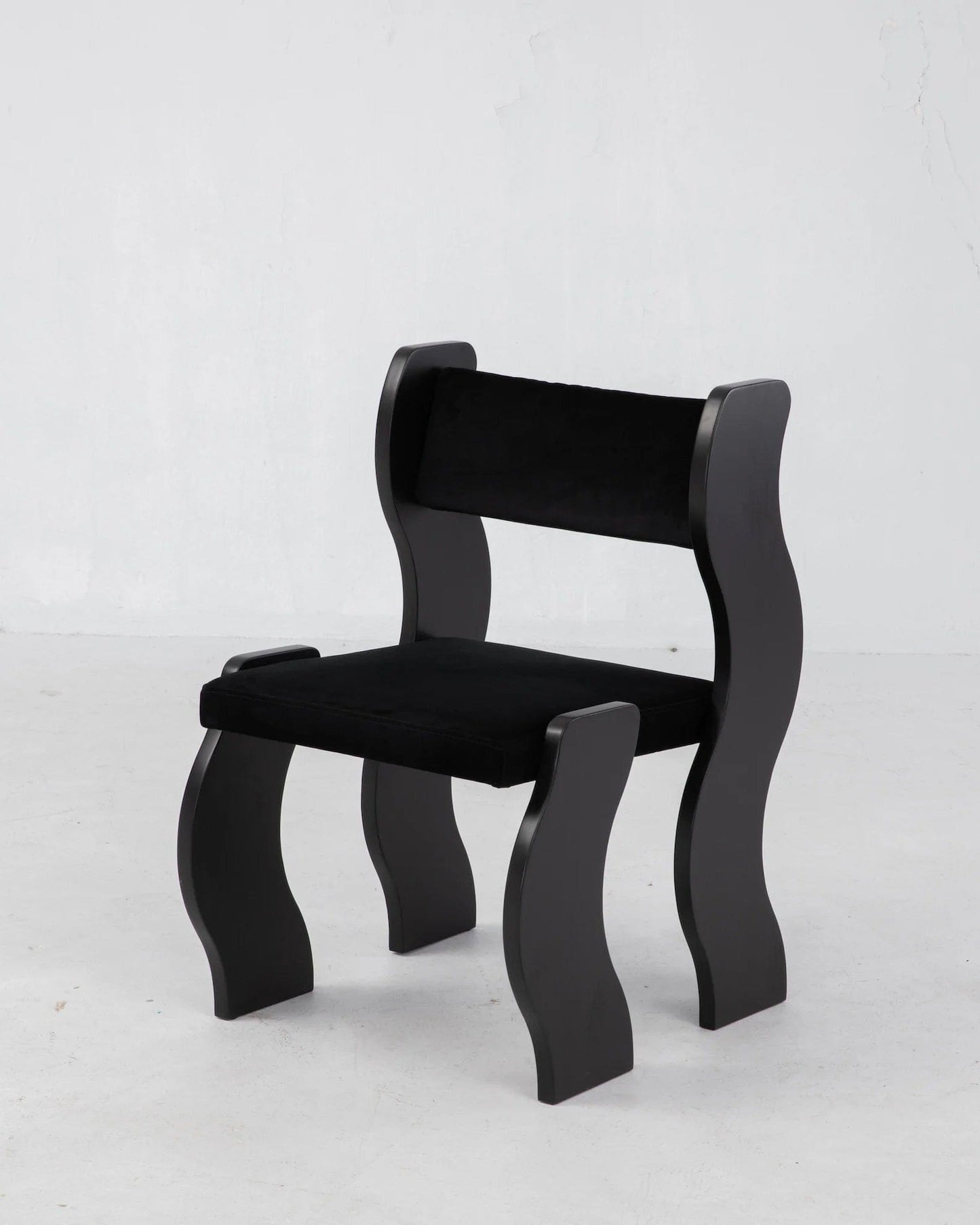 Wave Chair - Black Chairs