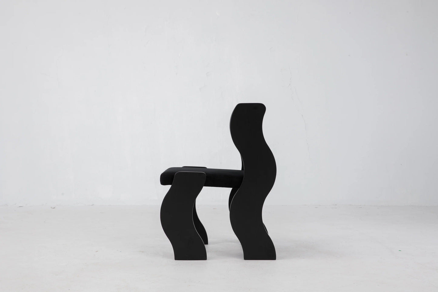 Wave Chair - Black Chairs