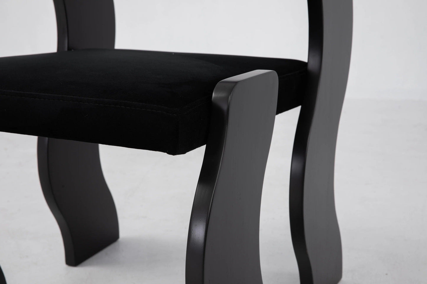 Wave Chair - Black Chairs