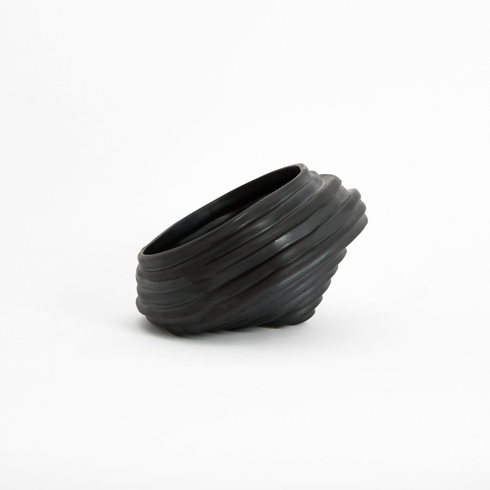 Alfonso Fruit Bowl in Graphite Bowls