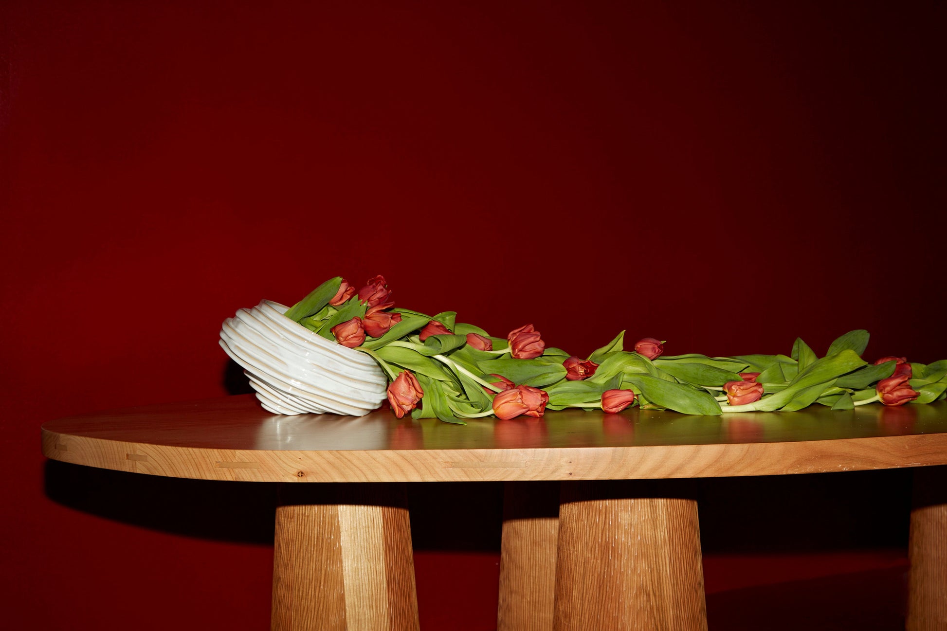 Alfonso Fruit Bowl in Shiny White Bowls