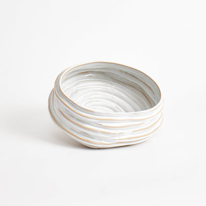 Alfonso Fruit Bowl in Shiny White Bowls