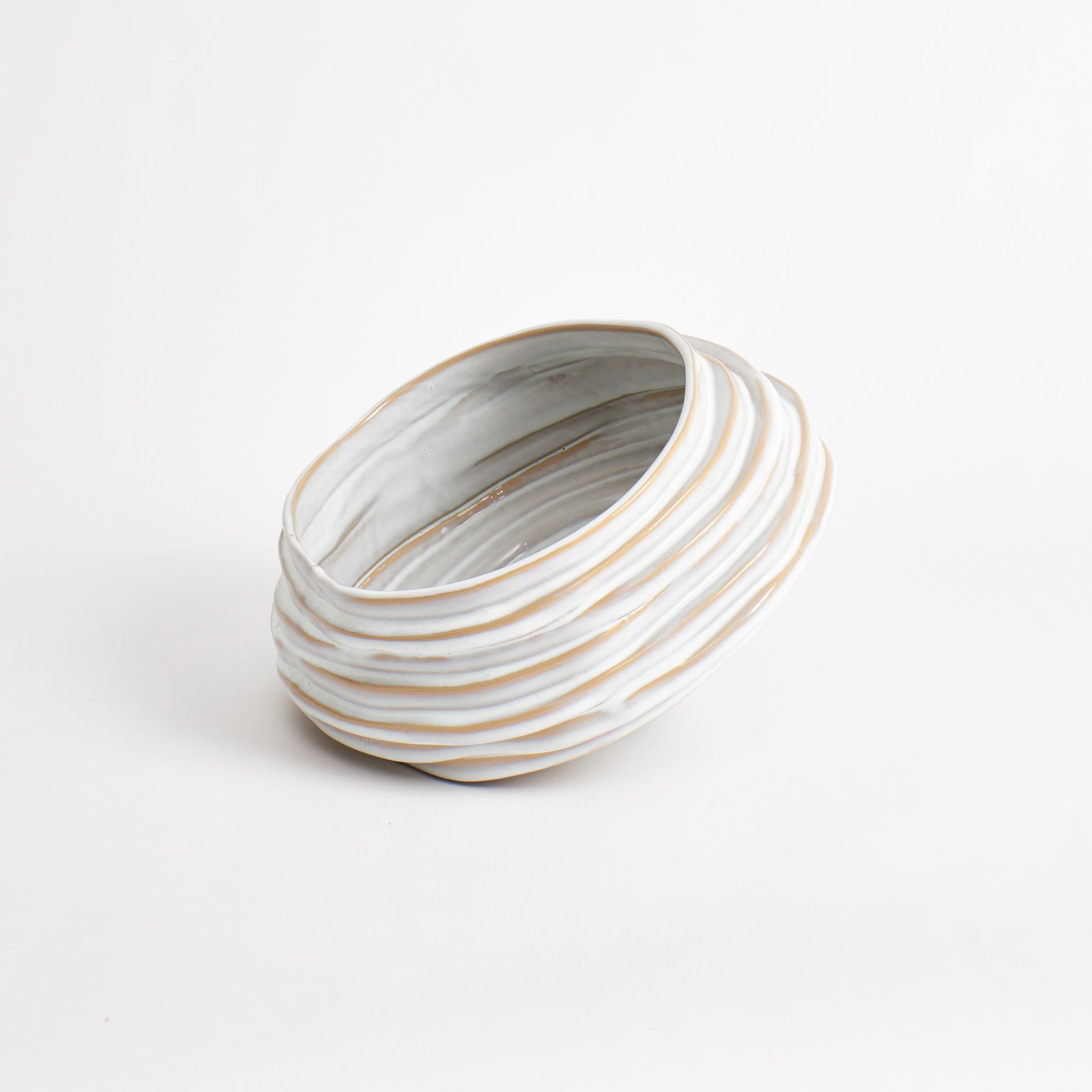 Alfonso Fruit Bowl in Shiny White Bowls