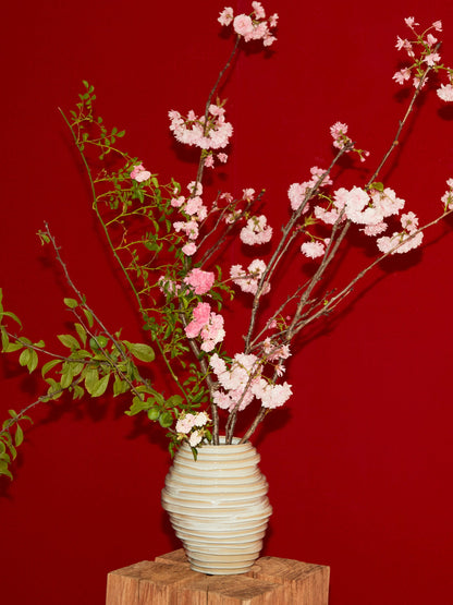 Alfonso Vase in Shiny White Vases 