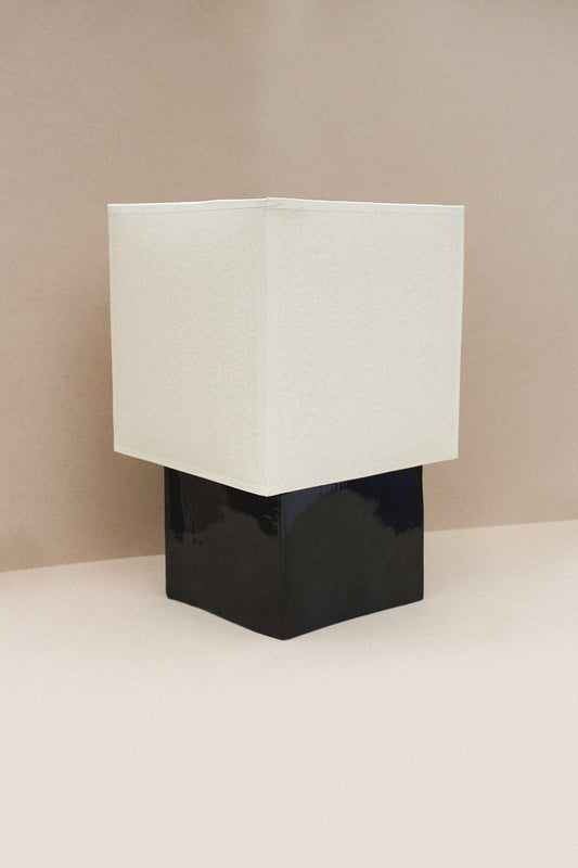 Barragan Lamp in Negro Table Lamps