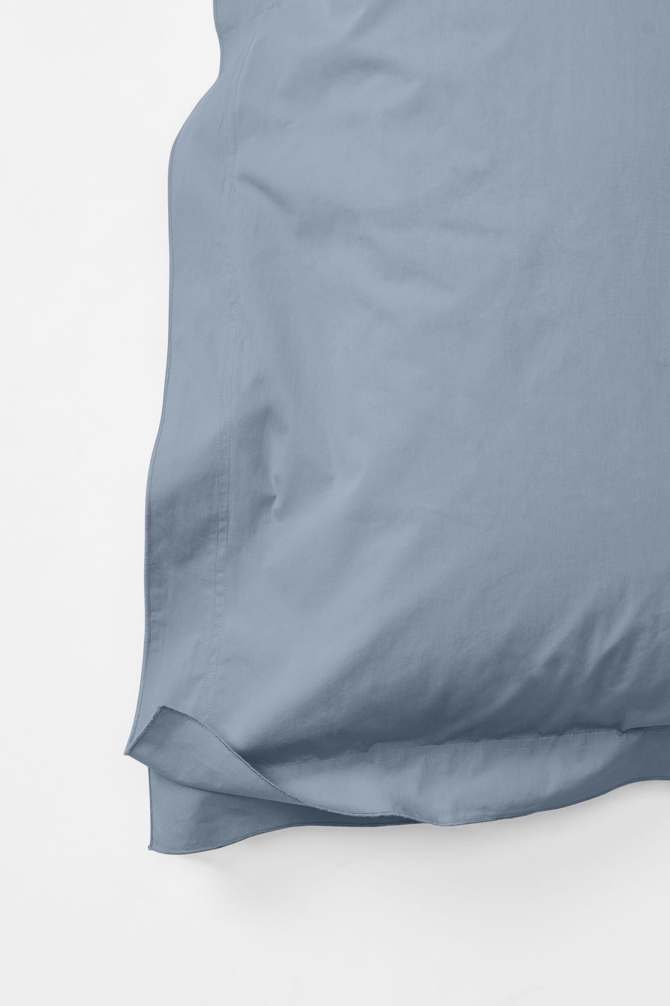 Mono Organic Cotton Percale Pillow Pair - Half Blue Pillows in Euro Pillow