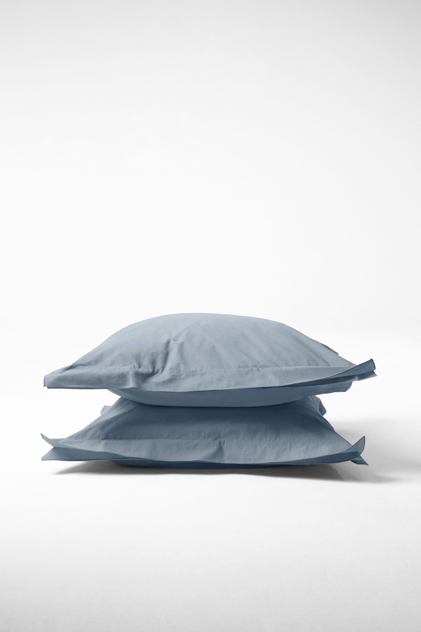 Mono Organic Cotton Percale Pillow Pair - Half Blue Pillows in Euro Pillow
