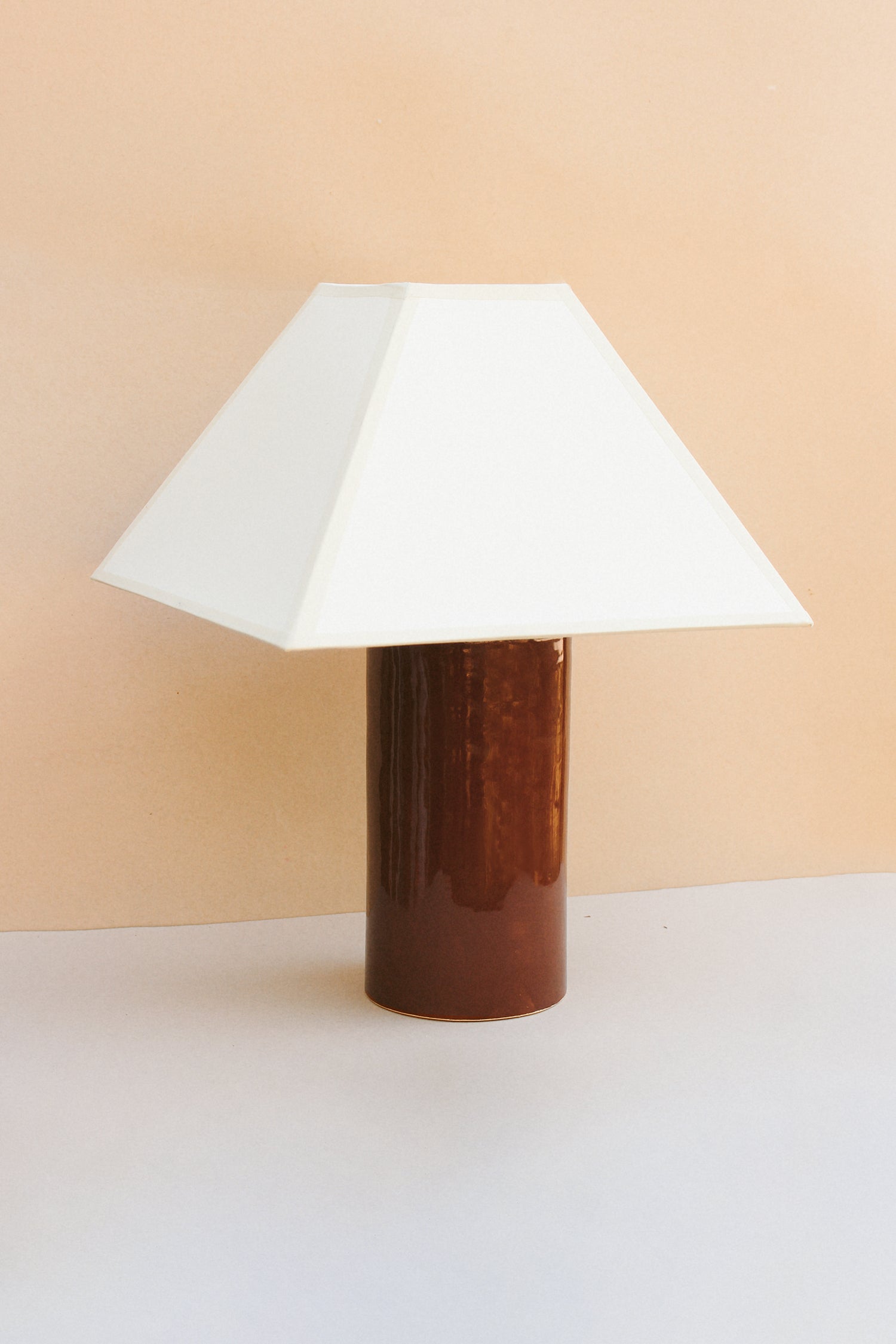 Hacienda Lamp in Cacao Table Lamps