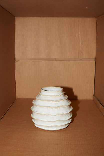 Holiday Vase in Shiny White Vases 