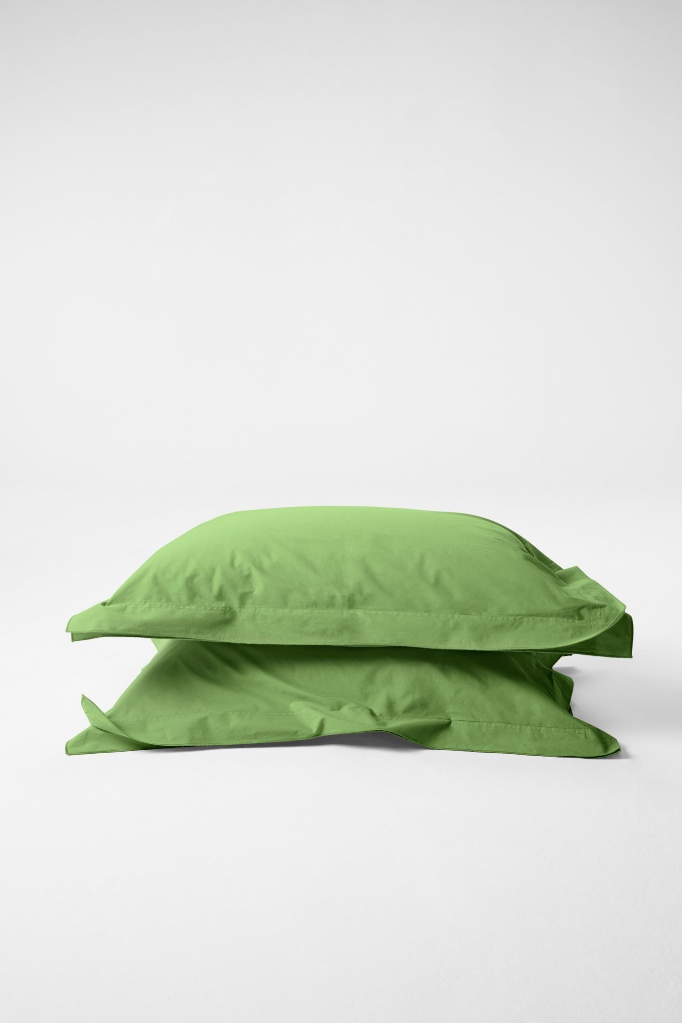 Mono Organic Cotton Percale Pillow Pair - Apple in King Pillow