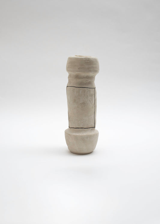 Kuro No. 2 by Egle Simkus Vases