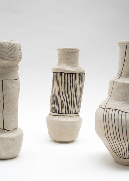 Kuro No. 2 by Egle Simkus Vases