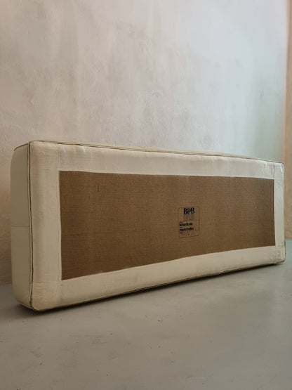 Le Bambole Daybed by Mario Bellini Beds