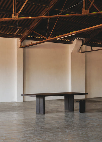 Murakami Table Dining Tables
