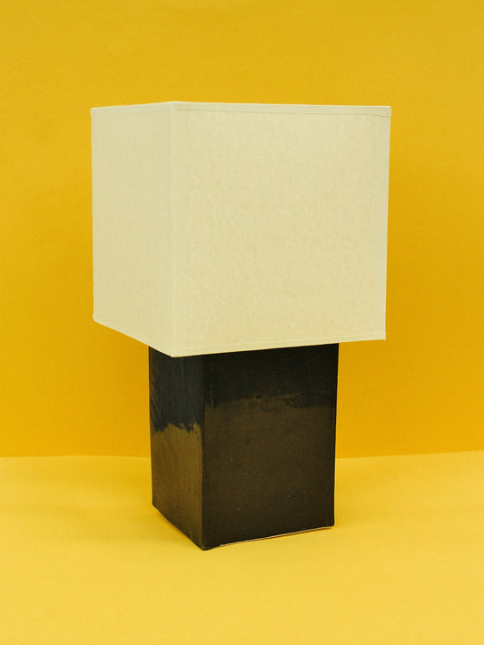 Porset Lamp in Negro Table Lamps