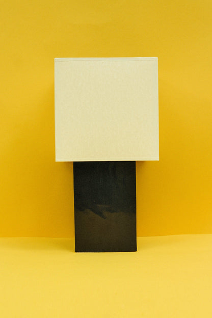 Porset Lamp in Negro Table Lamps