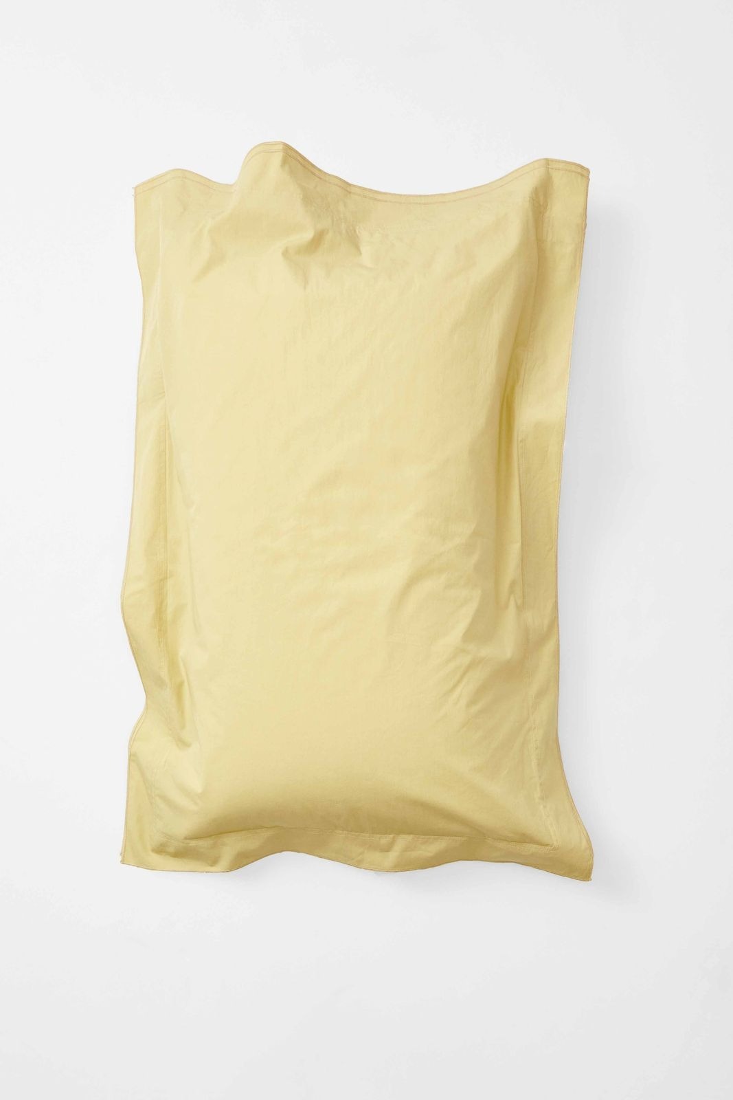 Mono Organic Cotton Percale Pillow Pair - Maize Pillows in Standard Pillow