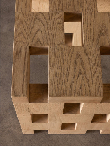 Vivi Side Table in Oak End Tables