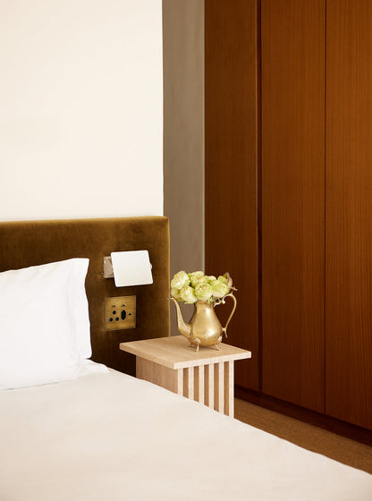 Vondel Side Table End Tables