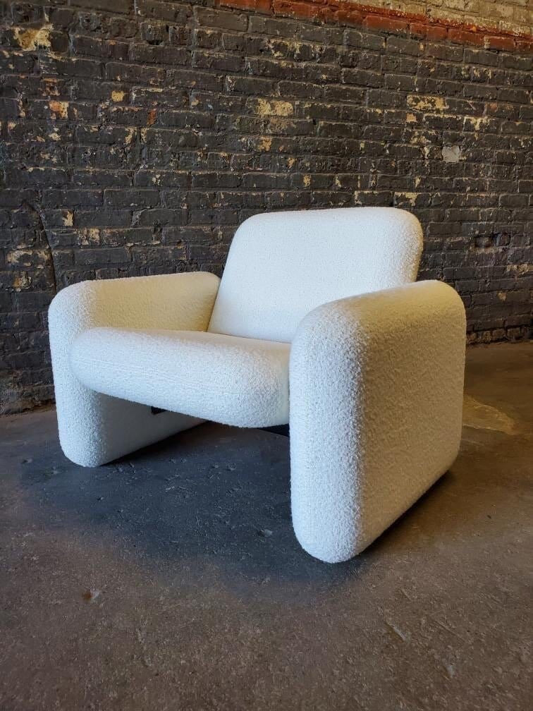 Herman Miller Chiclet Chair in White Bouclé Chairs