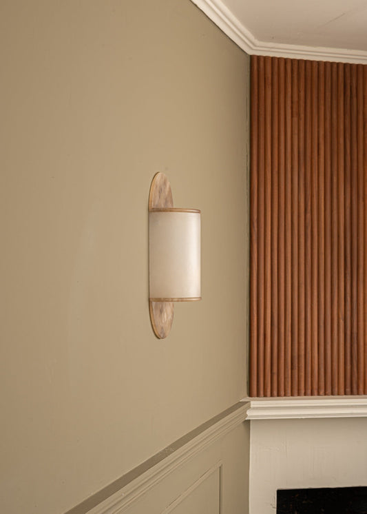 Pilolo Wall Light in Tobacco Alabaster by Simone & Marcel Sconces