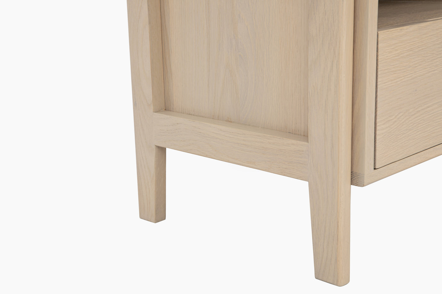 Plume Nightstand Bedside Tables in Nude/18"