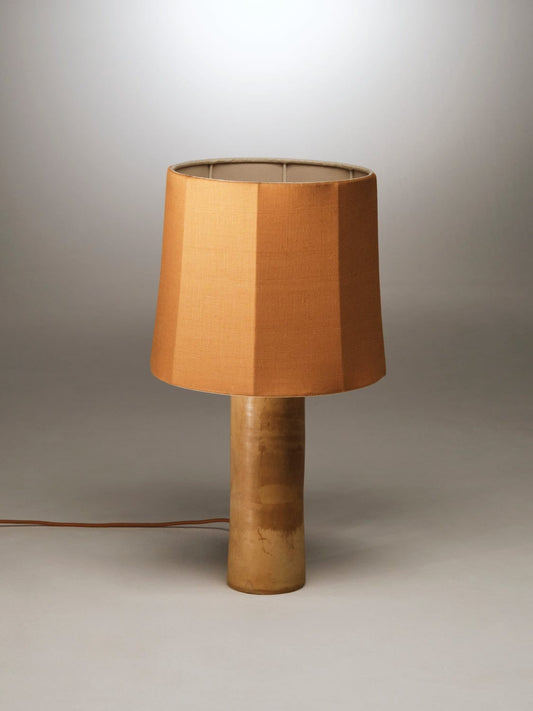Sonora Linen Table Lamp in Caramel by Nassi Table Lamps